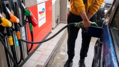Во Франции разрешат продавать топливо с убытками, чтобы сдержать инфляцию