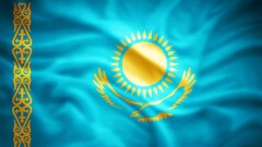Токаев поздравил казахcтанцев с Днём гоcударственных символов