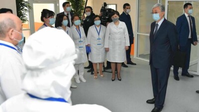 Токаев пройдёт ревакцинацию в январе