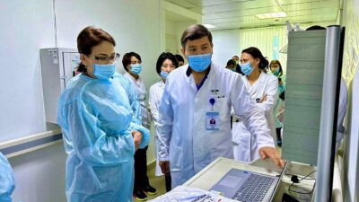 Старые здания, тарифы, долги. О чем говорила глава Минздрава с врачами столичных больниц