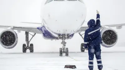 Более 8000 рейсов задержали в США из-за снегопадов