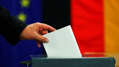 В Германии выборы в бундестаг впервые за 16 лет пройдут без участия действующего канцлера