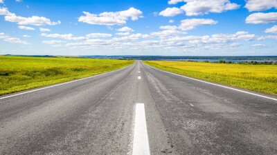 Два участка автодорог в Казахстане остаются закрытыми для движения из-за непогоды