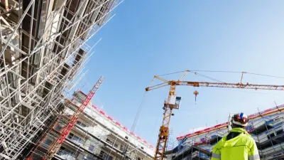 Одни и те же базы и специалисты: 12 строительных компаний незаконно получили лицензии в Мангистауской области