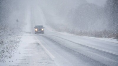 15 участков трасс закрыли в Казахстане из-за непогоды