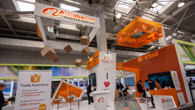 Власти Китая оштрафовали Alibaba почти на 3 млрд долларов за монополию на рынке