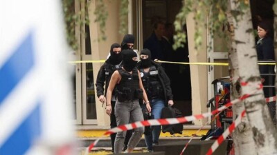 Во Франции ввели максимальный уровень террористической угрозы