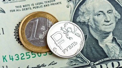 Сколько стоят доллар и рубль в обменниках Казахстана 10 декабря