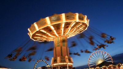 В Атырау сорвался аттракцион, пострадали дети