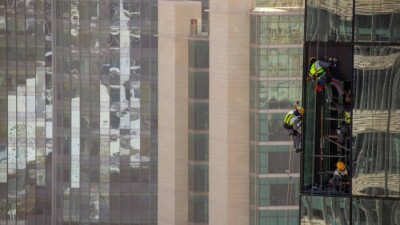 В Экибастузе электросварщик погиб, упав с 20-метровой высоты