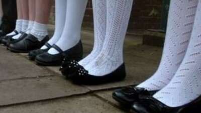 Пилотный проект в Бишкеке: в нескольких школах вводят сменную обувь
