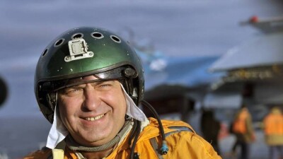 Российский лётчик Евгений Кузнецов – главный герой фильма "Форсаж. Возвращение" – погиб при крушении самолёта-амфибии Бе-200 в Турции