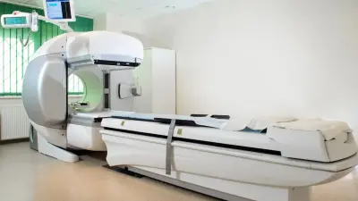 Вместо 50 онкобольных лечение получают семь: к чему привело сокращение финансирования томотерапии в Казахстане