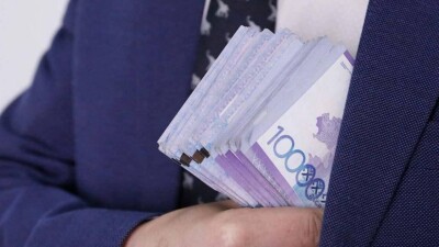 ArtSport: крупные штрафы выплатят чиновник и предприниматель в Алматинской области за взятку