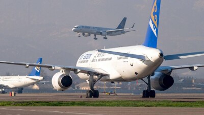 15 авиарейсов задержали в Казахстане из-за непогоды
