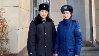 Не дали прыгнуть с 25-го этажа: в Актобе полицейские полтора часа говорили с отчаявшейся горожанкой