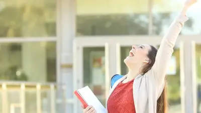 Список обладателей образовательных грантов опубликовал акимат Астаны