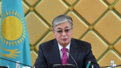 Токаев: Безынициативные чиновники нам не нужны, от такого балласта следует избавляться
