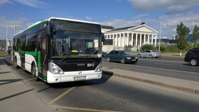 Четыре маршрута в Астане изменят схемы движения из-за ремонта дорог