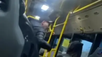 В Петропавловске пьяный пассажир ударил школьницу в автобусе