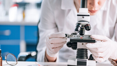 В Казахстане за сутки зарегистрировали 1596 случаев заражения Covid-19, в Алматы более 500