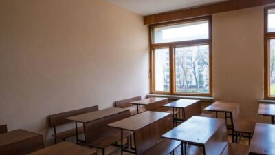 Школьников Экибастуза переводят на дистанционное обучение