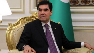 Гурбангулы Бердымухамедов попросил президента об отпуске