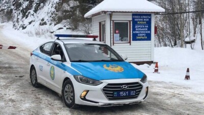 Лавинная опасность: в горах Алматы выставили блокпосты