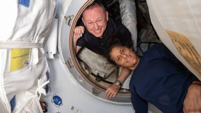 Не восемь дней, а восемь месяцев: астронавты NASA застряли на МКС как минимум до февраля