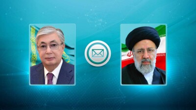 Токаев поздравил президента Ирана с Днём Исламской революции