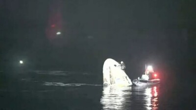 Американский космический корабль Crew Dragon успешно приводнился в Мексиканском заливе