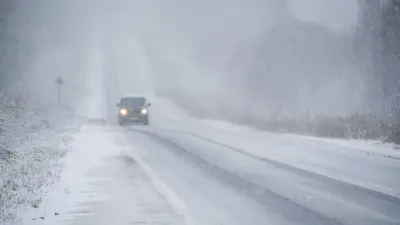 Ещё два участка дорог закрыли в Казахстане из-за непогоды