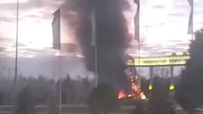 В Таразе подожгли ёлку в парке Первого президента