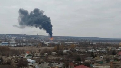 В Луганске на нефтебазе произошёл пожар после попадания ракеты ВСУ