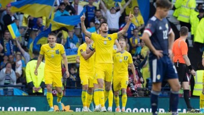 Украина планирует в августе возобновить футбольные чемпионаты