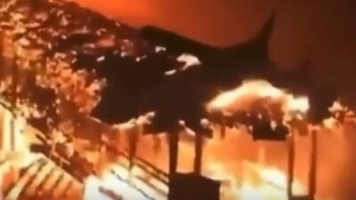 900-летний мост сгорел в Китае