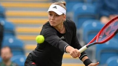 Елена Рыбакина не смогла выйти в финал турнира в Чикаго