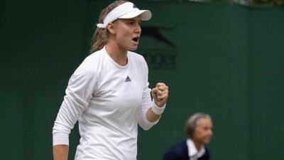 Елена Рыбакина во второй раз в карьере сыграет в 1/8 финала Уимблдона