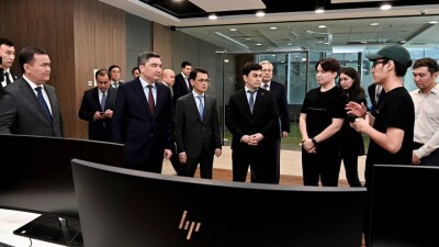 Бектенов поручил усилить меры поддержки талантливой молодёжи
