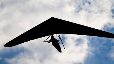 В Актюбинской области потерпел крушение дельтаплан, пилот погиб