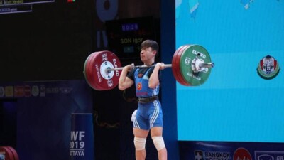 Тяжелоатлет Игорь Сон завоевал бронзовую медаль Олимпиады-2020