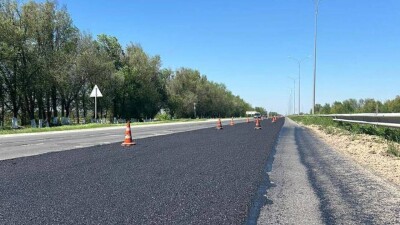 На участке автодороги Самара – Шымкент в Туркестанской области завершают ремонт