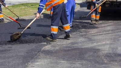 Завышение смет и некачественные материалы: Антикор анализирует внешние риски в дорожной отрасли