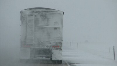 15 фур застряли в снежном плену в ЗКО