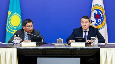 Зарплаты, износ сетей и сейсмическая безопасность: о чём говорил Смаилов на совещании по развитию Алматы