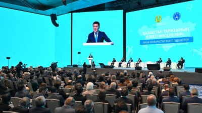 Национальный конгресс обсудил проект многотомника по истории Казахстана