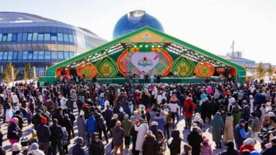 От поля до прилавка: более 200 тонн продукции привезли на ярмарку "Наурыз базары" в Астану