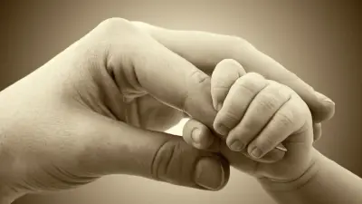 Поровну девочек и мальчиков: сколько детей родилось в Казахстане в новогоднюю ночь