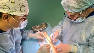 Сразу 24 детям провели сложные операции на колене в центре неотложной медпомощи в Алматы