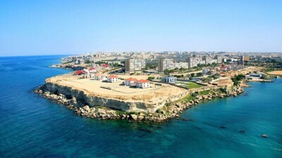 Пешком из Беларуси в Актау: полицейские помогли путешественнику, который шёл к морю